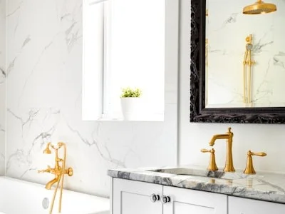 Bañera: Bañera exenta Duo Plus — Roca